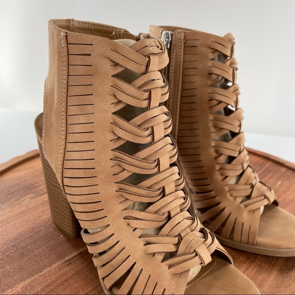 DV by Dolce Vita Tan Woven Heels Women's size 6 - Picture 2 of 11